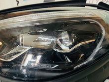 Laden Sie das Bild in den Galerie-Viewer, Frontscheinwerfer Mercedes-Benz W206 A2069067103 Links Scheinwerfer Headlight SCH8224565914fn