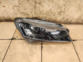 Frontscheinwerfer Skoda Superb III 3V1941016B Xenon Rechts Headlight