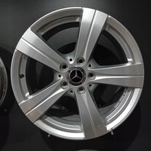 Laden Sie das Bild in den Galerie-Viewer, 4x Alufelge 17 Zoll 7.0" 5x112 44 5ET Silber A2064014500 Mercedes-Benz W206 FEL2062679604vr