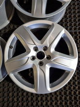 Laden Sie das Bild in den Galerie-Viewer, 1x Alufelge 18 Zoll 7.0" 5x112 38ET Glanz Silber 4G9601025C Audi A6 Rim Wheel FEL2986992344fh