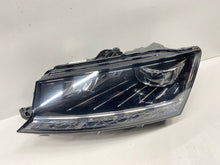 Load image into Gallery viewer, Frontscheinwerfer Skoda Fabia III 6V1941015F LED Ein Stück (Rechts oder Links)