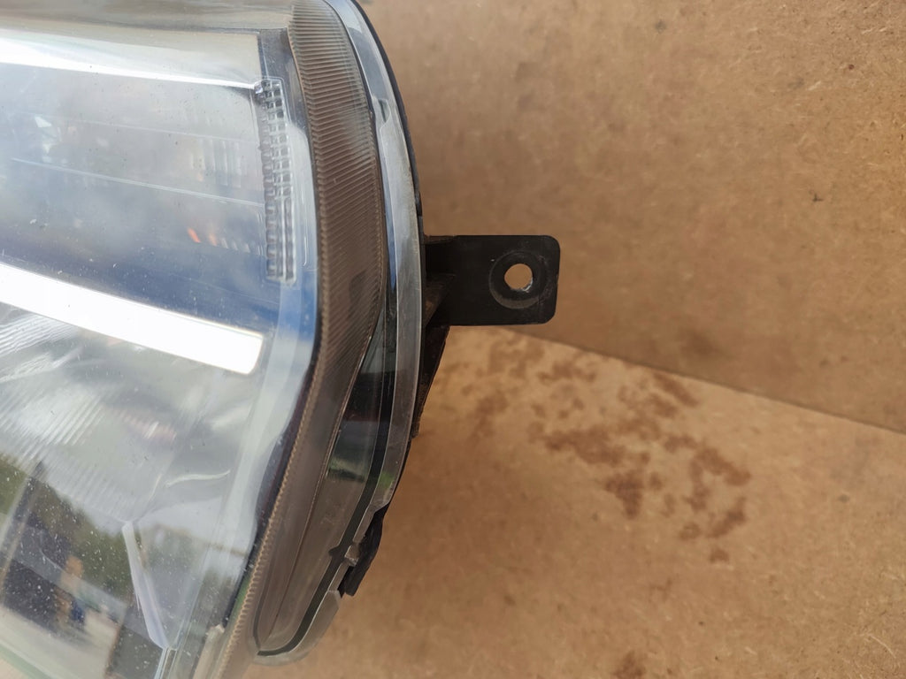 Frontscheinwerfer Dacia Sandero II 260103529R Rechts Scheinwerfer Headlight SCH7129792586wa