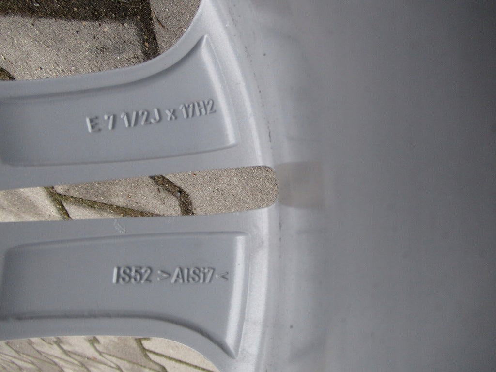 1x Alufelge 17 Zoll 7.5" 5x112 52ET Glanz Silber 6856065 BMW F39 X1 F48 FEL4367731633dr