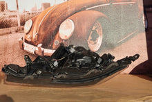 Laden Sie das Bild in den Galerie-Viewer, Frontscheinwerfer BMW Rav 4 LED Links Scheinwerfer Headlight SCH5695861076qs