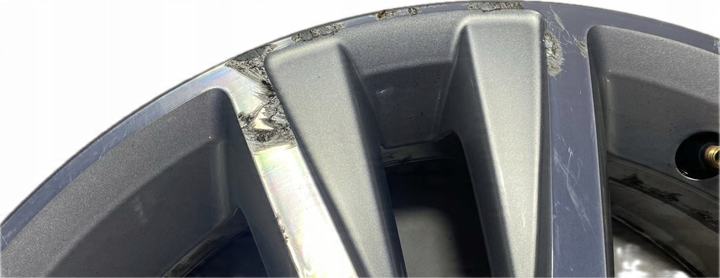 1x Alufelge 15 Zoll 6.0" 5x100 40ET Glanz Silber 6R0601025 VW Polo Rim Wheel