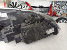 Laden Sie das Bild in den Galerie-Viewer, Frontscheinwerfer Volvo V40 Cross Country 31377022 Links Scheinwerfer Headlight SCH5459971820kr