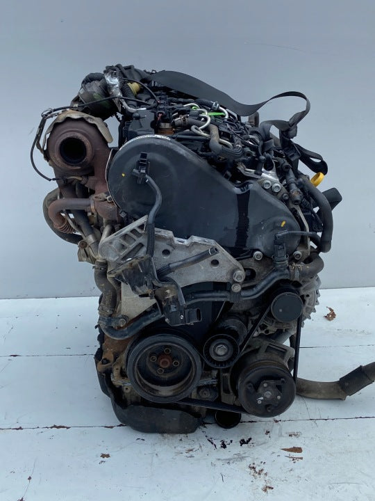 Motor VW Passat CAY 1.6 TDI 105PS 77kW 192TKm 2013 Diesel Engine Komplett MOT6411222134qs