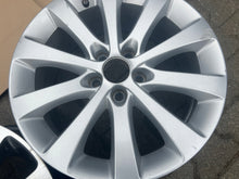 Laden Sie das Bild in den Galerie-Viewer, 1x Alufelge 17 Zoll 7.0&quot; 5x110 13269541-422 Opel Meriva Rim Wheel