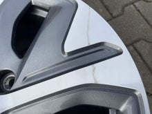 Load image into Gallery viewer, 1x Alufelge 17 Zoll 7.0" 5x114.3 50ET Glanz Graphit 52910Q4100 Kia Sportage Mg FEL2565186959mg