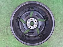 Load image into Gallery viewer, 1x Alufelge 17 Zoll 5x114.3 52910DD100 Hyundai Kona Rim Wheel FEL8940911527wx