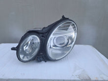 Laden Sie das Bild in den Galerie-Viewer, Frontscheinwerfer Mercedes-Benz W211 Links Scheinwerfer Headlight SCH5411627452mt