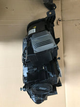 Laden Sie das Bild in den Galerie-Viewer, Frontscheinwerfer Mercedes-Benz X166 A1668203559 Xenon Ein Satz Headlight SCH5726906651ms
