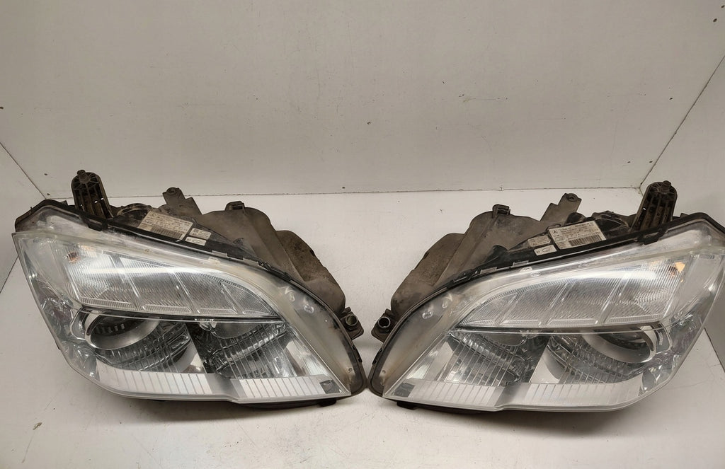 Frontscheinwerfer Mercedes-Benz X204 A2048206859 Xenon Rechts oder Links SCH9811647780tz