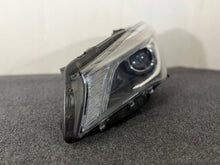 Laden Sie das Bild in den Galerie-Viewer, Frontscheinwerfer Mercedes-Benz Cla A1179065100 Links Scheinwerfer Headlight SCH9720297066sz
