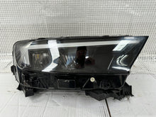 Laden Sie das Bild in den Galerie-Viewer, Frontscheinwerfer Opel Mokka 9834007980 Rechts Scheinwerfer Headlight