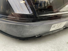 Laden Sie das Bild in den Galerie-Viewer, Frontscheinwerfer Hyundai Tucson 92102-D7700 LED Rechts Scheinwerfer Headlight