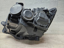 Load image into Gallery viewer, Frontscheinwerfer VW Multivan 7L1941006B Rechts Scheinwerfer Headlight SCH7282228404gq