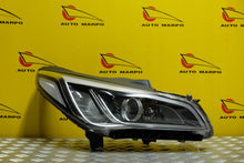 Laden Sie das Bild in den Galerie-Viewer, Frontscheinwerfer Hyundai Sonata 92102-C11XX Xenon Rechts Scheinwerfer Headlight