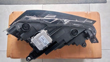 Load image into Gallery viewer, Frontscheinwerfer Skoda Superb Rechts Scheinwerfer Headlight SCH9301143309dx