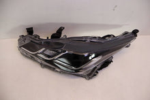 Laden Sie das Bild in den Galerie-Viewer, Frontscheinwerfer Toyota Corolla 81150-02T31 Links Scheinwerfer Headlight SCH9083355828af