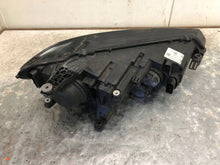 Laden Sie das Bild in den Galerie-Viewer, Frontscheinwerfer VW Touran 5TB941005A LED Links Scheinwerfer Headlight