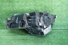 Laden Sie das Bild in den Galerie-Viewer, Frontscheinwerfer Skoda Karoq 57B941016F Rechts Scheinwerfer Headlight SCH1601765678gi