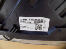Laden Sie das Bild in den Galerie-Viewer, Frontscheinwerfer Mercedes-Benz Sprinter A9109060000 Links Headlight SCH8899191604ya