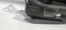 Laden Sie das Bild in den Galerie-Viewer, Frontscheinwerfer Toyota Proace City 9835780680 Links Scheinwerfer Headlight SCH2698703515tl