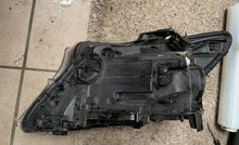 Load image into Gallery viewer, Frontscheinwerfer Mercedes-Benz Vito A4479064600 LED Rechts oder Links SCH6368239815bt