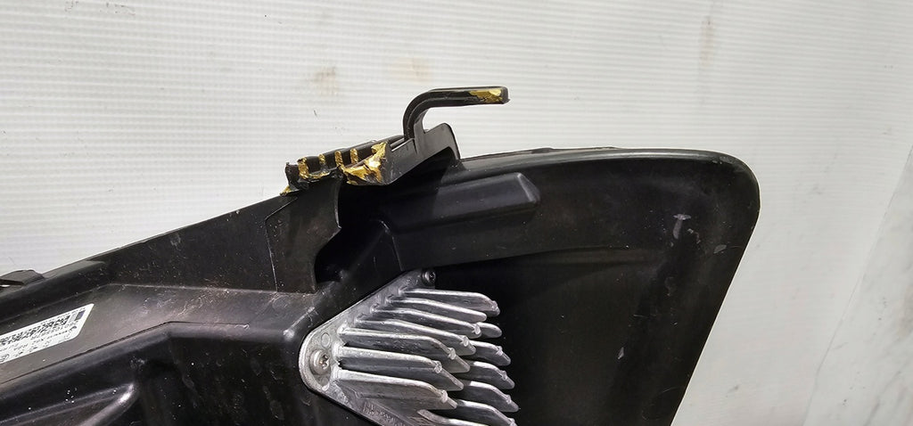 Frontscheinwerfer Renault Master III 260105567R Rechts Scheinwerfer Headlight SCH2766822411pc