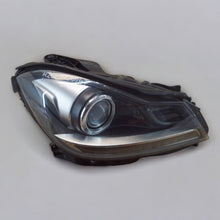 Load image into Gallery viewer, Frontscheinwerfer Mercedes-Benz W204 A2048204639 LED Rechts Headlight