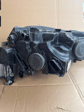 Laden Sie das Bild in den Galerie-Viewer, Frontscheinwerfer VW Golf VIII 5H1941006B Rechts Scheinwerfer Headlight SCH8221057168ml