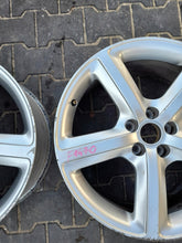 Load image into Gallery viewer, 1x Alufelge 19 Zoll 8.0&quot; 5x112 39ET Silber 8V0601025AS Audi Q5 Rim Wheel