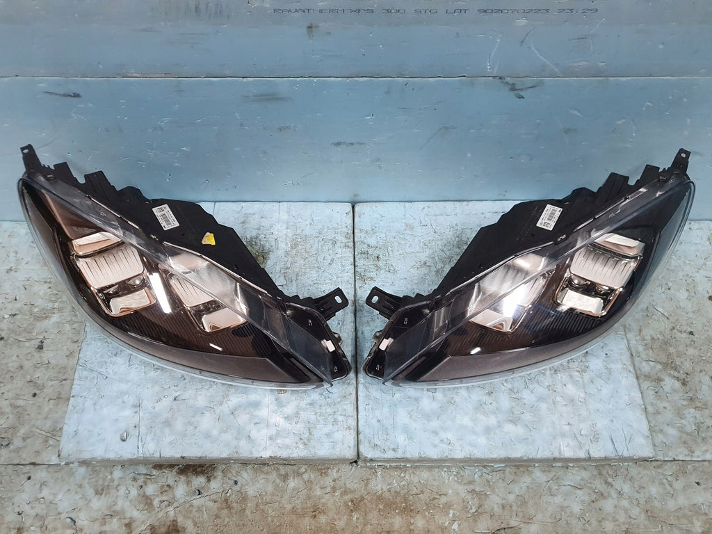 Frontscheinwerfer Ford Kuga LV4B-13E015-FC LV4B-13E014-FB Rechts oder Links SCH3469123745eg
