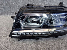 Laden Sie das Bild in den Galerie-Viewer, Frontscheinwerfer VW Tiguan 5NB941035 Full LED Links Scheinwerfer Headlight