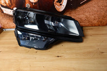 Laden Sie das Bild in den Galerie-Viewer, Frontscheinwerfer Skoda Karoq 57B941016A2 Rechts Scheinwerfer Headlight SCH5285722201zm