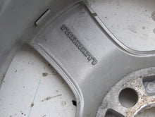 Laden Sie das Bild in den Galerie-Viewer, 1x Alufelge 16 Zoll 6.5&quot; 5x108 52ET Silber 30794838 Volvo V50 Rim Wheel