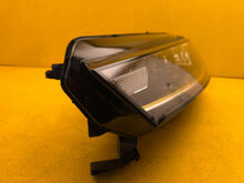 Laden Sie das Bild in den Galerie-Viewer, Frontscheinwerfer Skoda Octavia IV 5E4941015 LED Links Scheinwerfer Headlight SCH3061935445sj