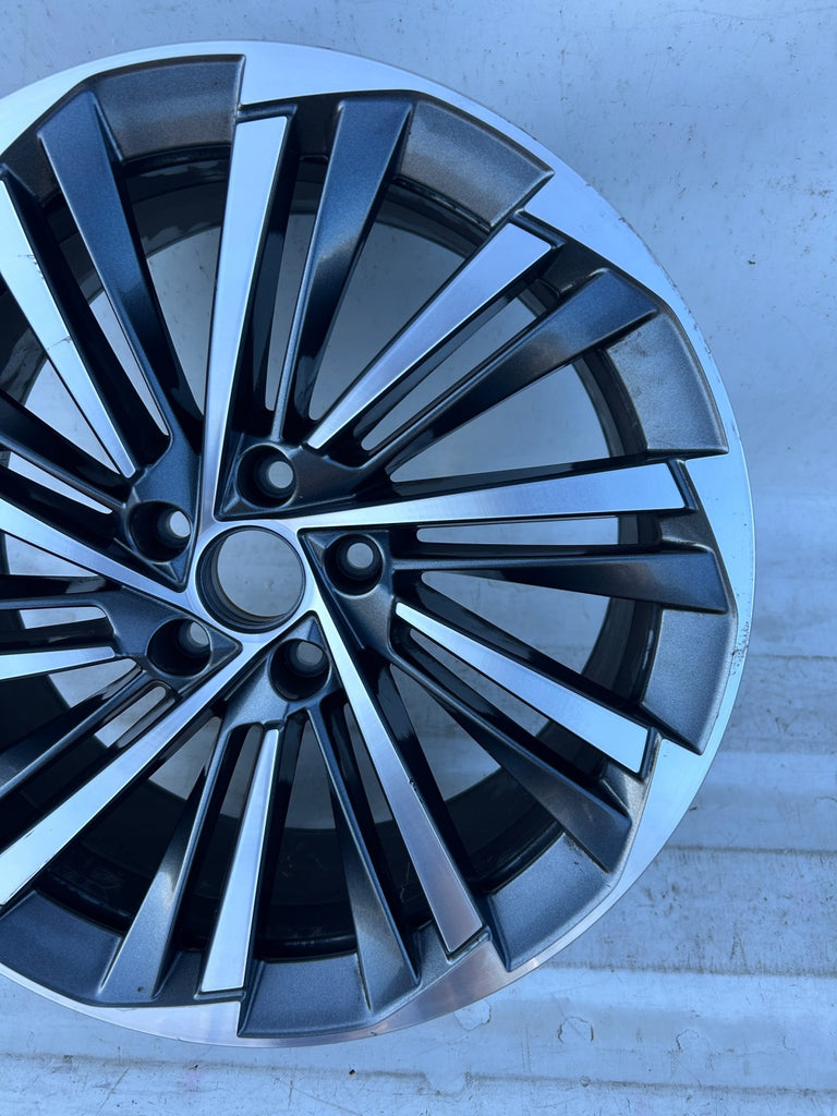 1x Alufelge 19 Zoll 8.0" 5x112 44ET 3P0601025 Skoda Superb I Rim Wheel FEL3640746474wq
