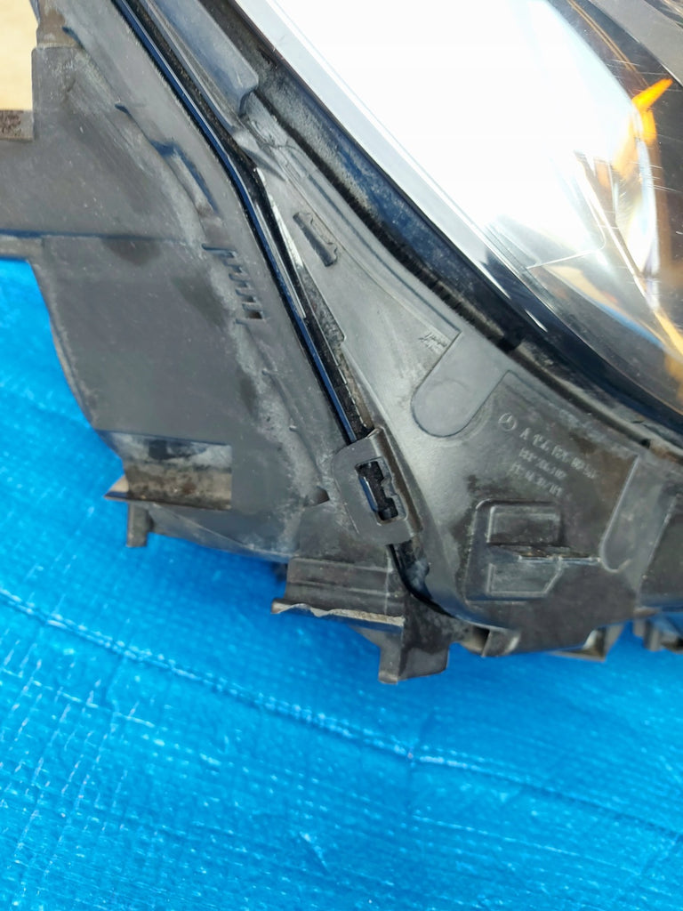 Frontscheinwerfer Mercedes-Benz Gla A1569067000 LED Rechts Headlight SCH3582070271ns