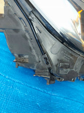 Laden Sie das Bild in den Galerie-Viewer, Frontscheinwerfer Mercedes-Benz Gla A1569067000 LED Rechts Headlight SCH3582070271ns