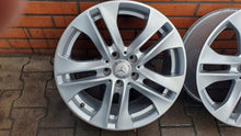Laden Sie das Bild in den Galerie-Viewer, 4x Alufelge 17 Zoll 7.5" 5x112 47ET A2044017502 Mercedes-Benz Rim Wheel FEL5022413387ro