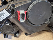 Laden Sie das Bild in den Galerie-Viewer, Frontscheinwerfer Iveco Daily I 05802476874 Links Scheinwerfer Headlight SCH6876889673ru