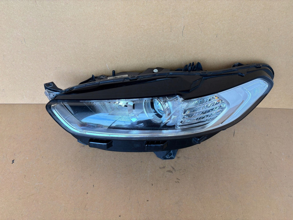 Frontscheinwerfer Ford Mondeo ES73-13W030-GD Links Scheinwerfer Headlight SCH8005350338to