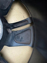 Laden Sie das Bild in den Galerie-Viewer, 1x Alufelge 17 Zoll 8.0" 5x114.3 50ET Honda Rim Wheel FEL7235442188xt