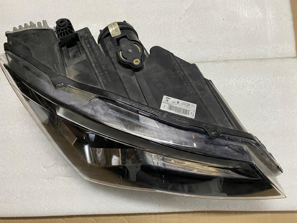 Frontscheinwerfer Seat Ateca 90117434 LED Rechts Scheinwerfer Headlight