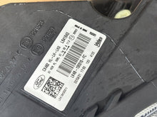 Laden Sie das Bild in den Galerie-Viewer, Frontscheinwerfer Ford Kuga LV4B-13E014-CA Ein Satz Scheinwerfer Headlight SCH5974608187pn