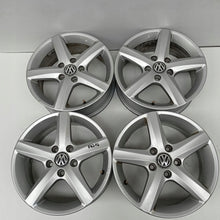 Laden Sie das Bild in den Galerie-Viewer, 4x Alufelge 16 Zoll 6.0" 5x112 48ET 5G0071496 VW Golf VII Touran I Rim Wheel FEL9210101513bn
