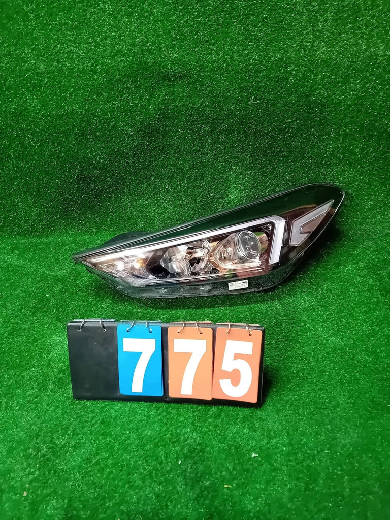 Frontscheinwerfer Hyundai Tucson 92101D7600 Links Scheinwerfer Headlight SCH2405422771dw