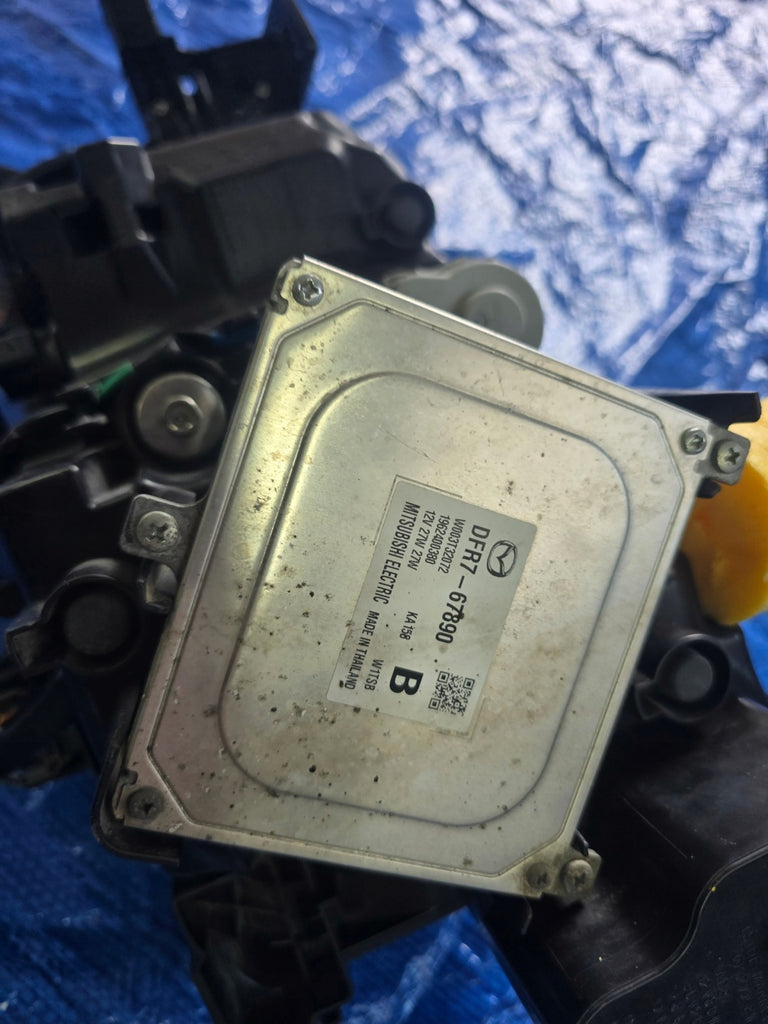 Frontscheinwerfer Mazda Cx-30 Cx30 DFR751030 Rechts Scheinwerfer Headlight SCH6803928132lo